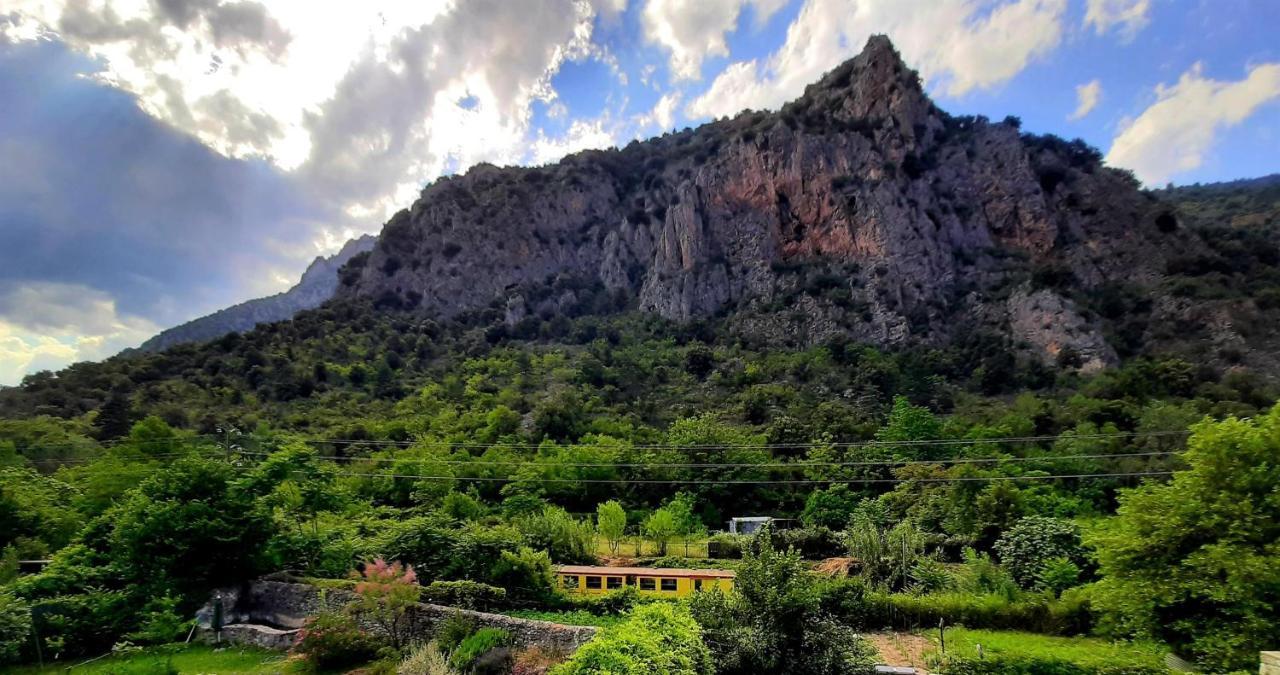 Les Chambres Chouettes Villefranche-de-Conflent Εξωτερικό φωτογραφία